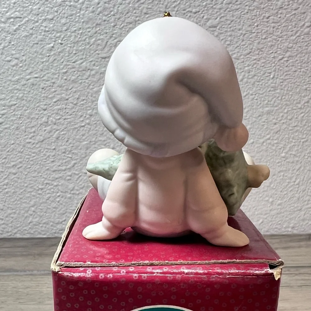 Precious Moments Vintage Don’t Let The Holidays Get You Down Christmas Ornament